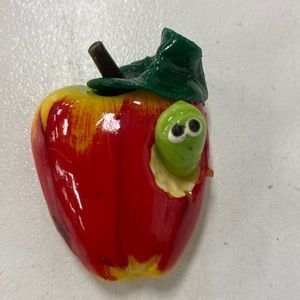 Apple Magnet